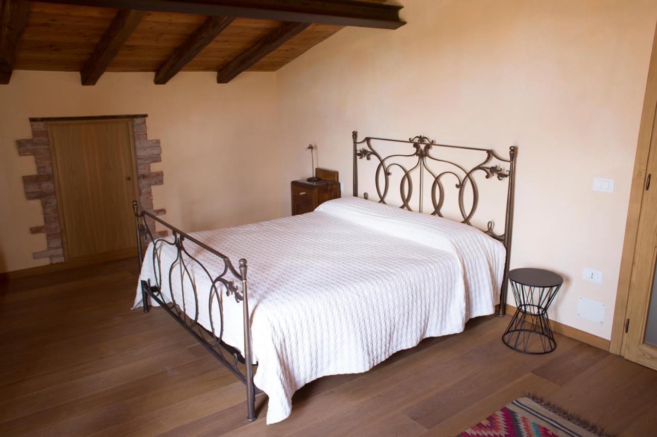 Agriturismo La Burlanda Фосдиново Екстериор снимка