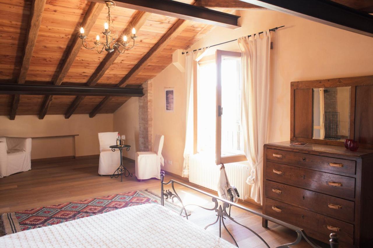 Agriturismo La Burlanda Фосдиново Екстериор снимка
