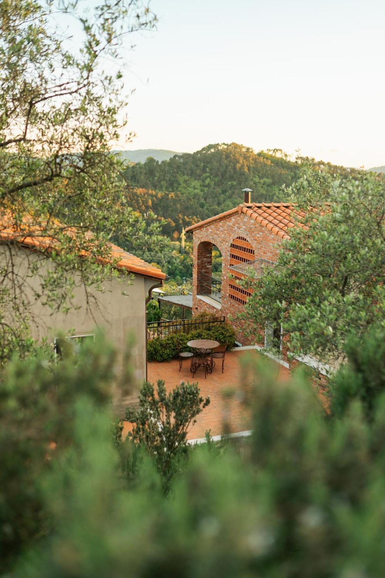 Agriturismo La Burlanda Фосдиново Екстериор снимка