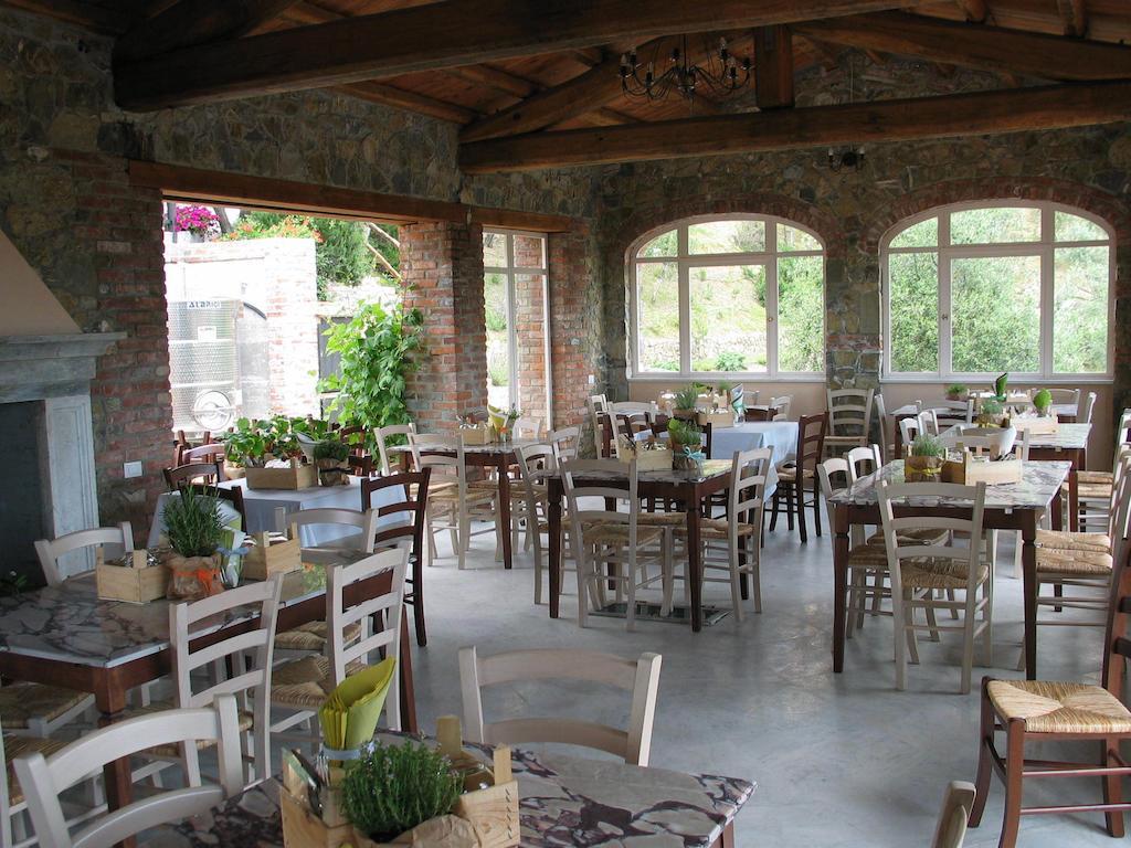 Agriturismo La Burlanda Фосдиново Екстериор снимка