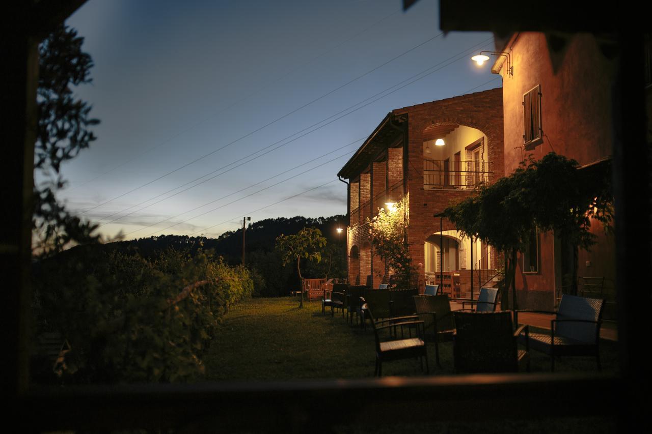 Agriturismo La Burlanda Фосдиново Екстериор снимка