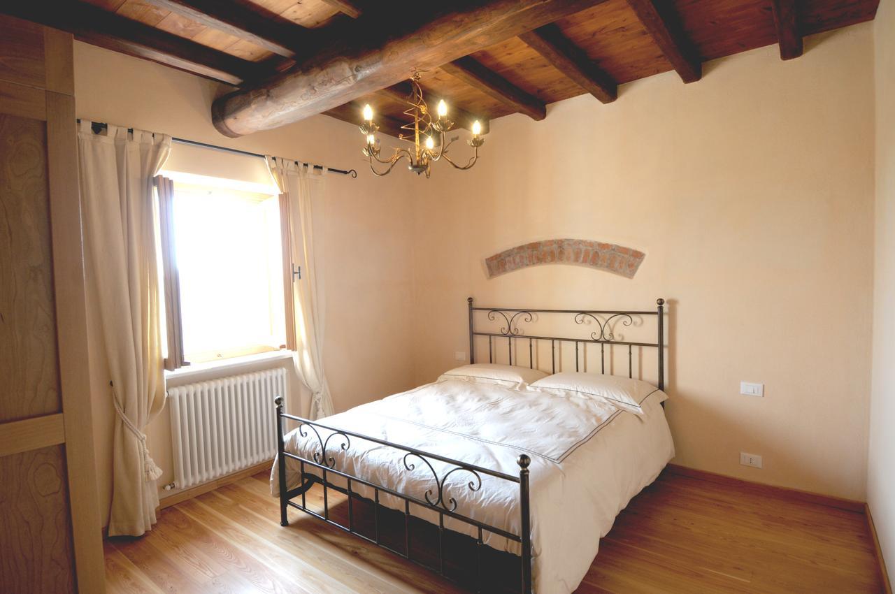 Agriturismo La Burlanda Фосдиново Екстериор снимка
